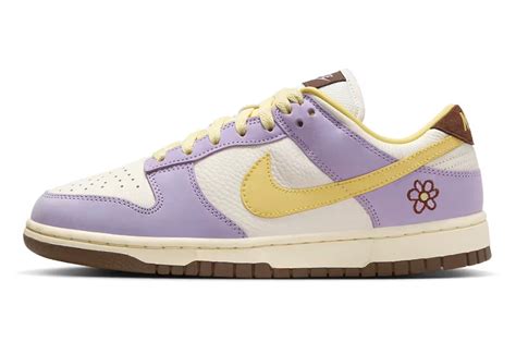 nike dunks lila|dunk lilac bloom women's.